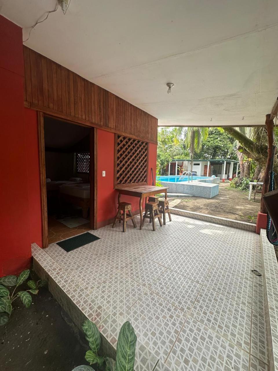 Hotel Don Quichotte Tortuguero Exterior photo